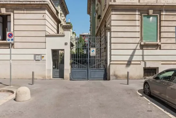 Stanza Milano