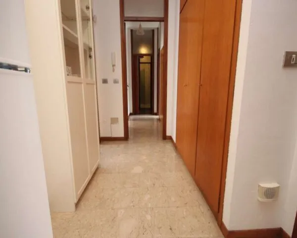 Stanza Milano