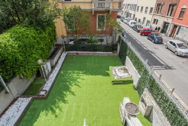 Stanza Milano