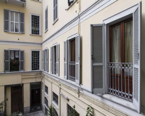 Stanza Milano