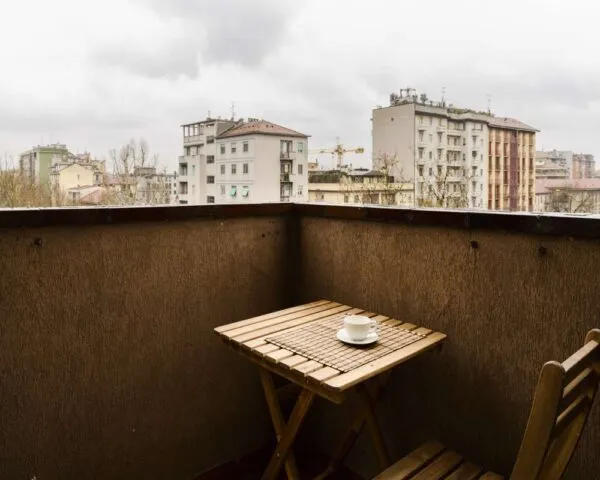 Stanza Milano