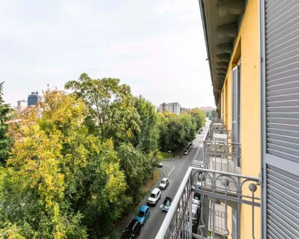 Stanza Milano