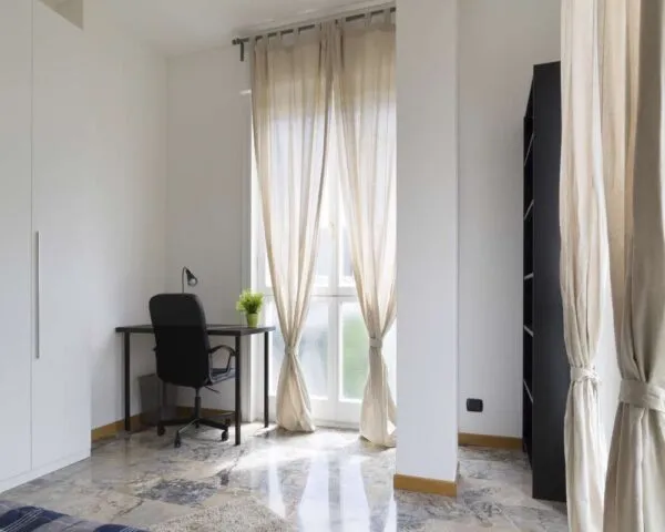 Stanza Milano
