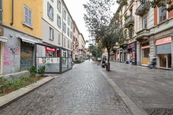 Stanza Milano