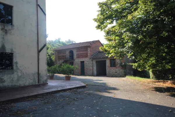 Casale via Tofori, Capannori