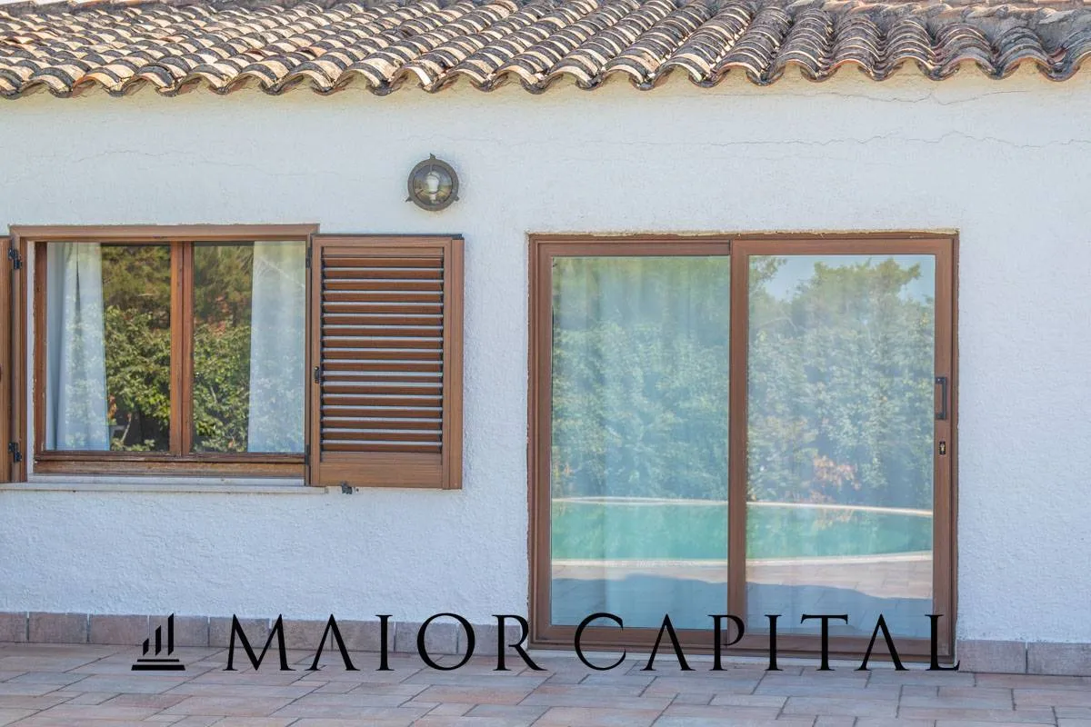 Immagine per Villa in vendita a Olbia via milmeggiu