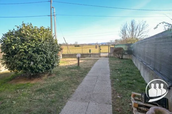 Villetta A Schiera Montanaro