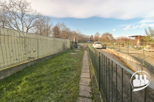 Villetta A Schiera Montanaro