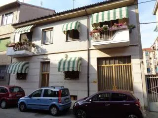 Immagine per Quadrilocale in Vendita a Torino Via Giosuè Borsi 69