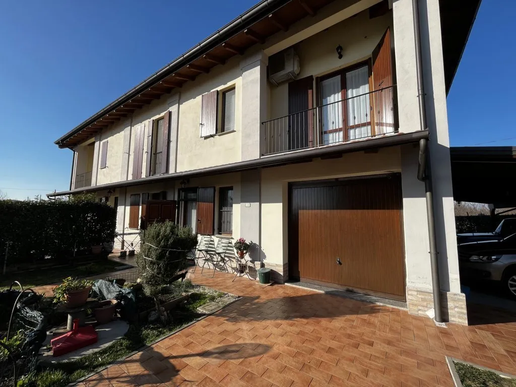 Immagine per Villa a schiera in vendita a Castelfranco Emilia via Cassola Di Sotto 38