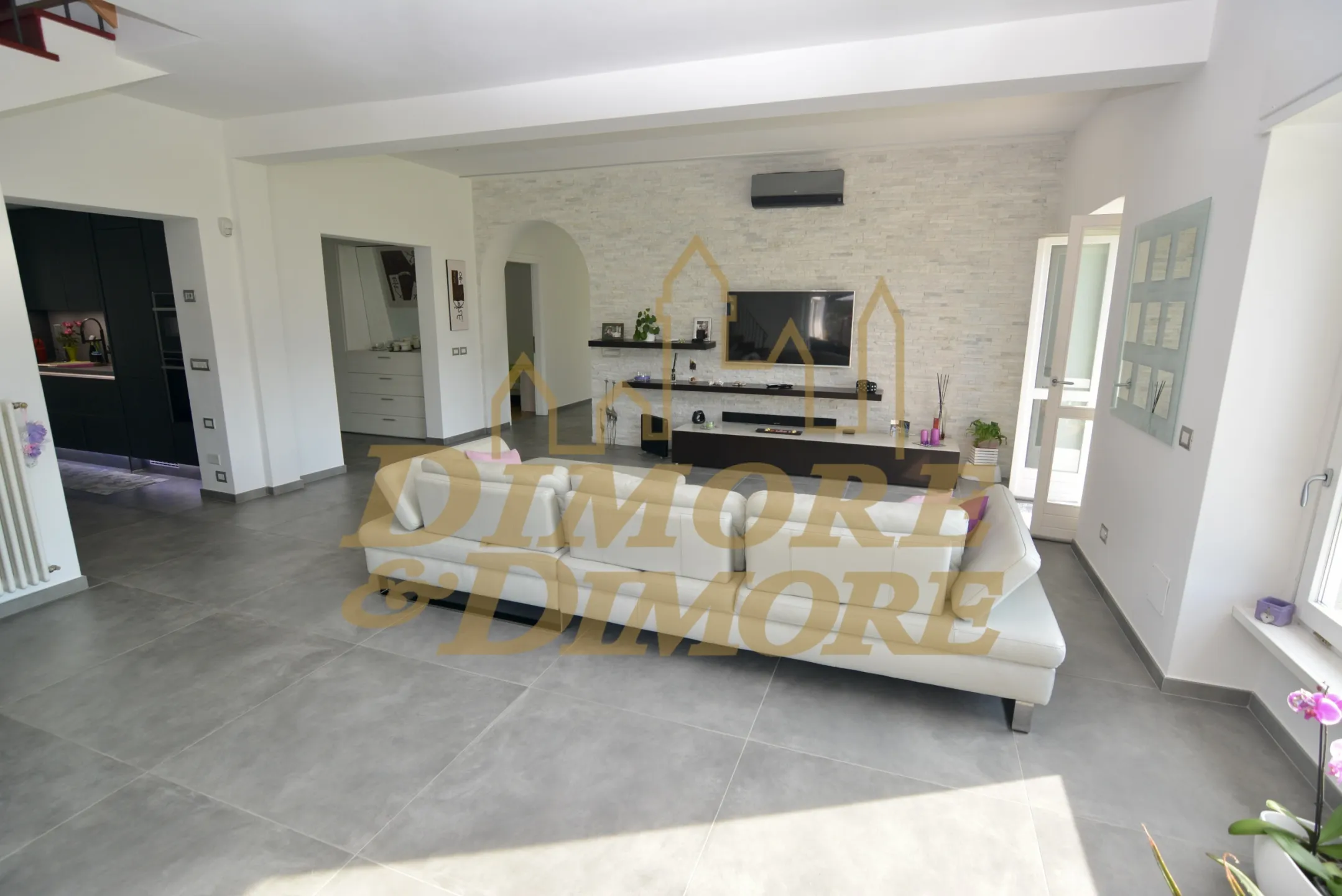 Immagine per Villa in vendita a Brezzo di Bedero via Portovaltravaglia 39