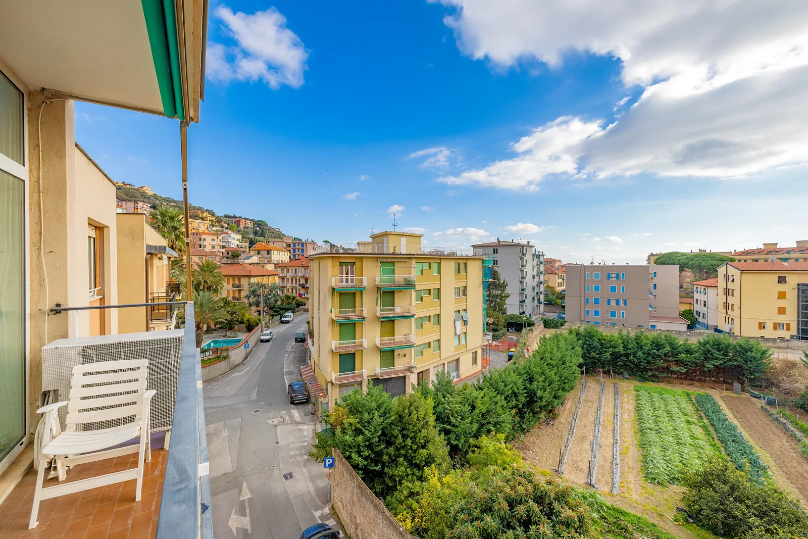 Immagine per Appartamento in affitto a Finale Ligure via Delle Azalee 3