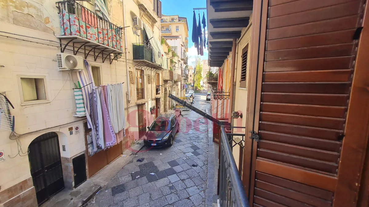 Immagine per Appartamento in vendita a Palermo via Albergheria