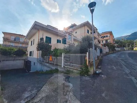 Immagine per Appartamento in asta a Albenga via Rusineo 1 B