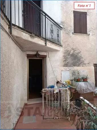 Immagine per Appartamento in asta a Vendone via Frazione Leuso 33