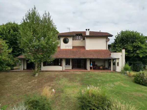 Villa via Della Chiesa Di Gragnano, Capannori