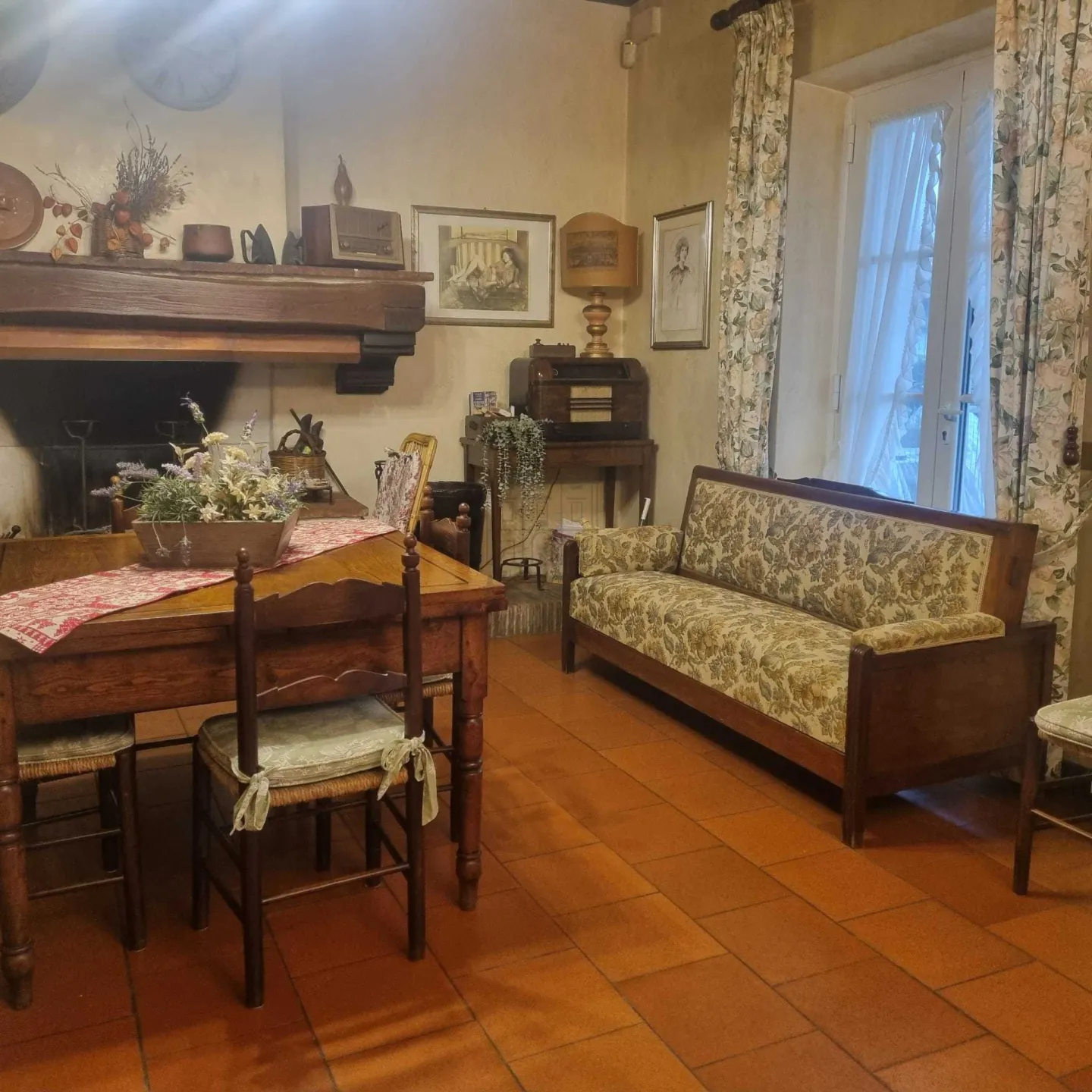 Immagine per Casale in vendita a Lucca via Della Chiesa Xvii 122/M