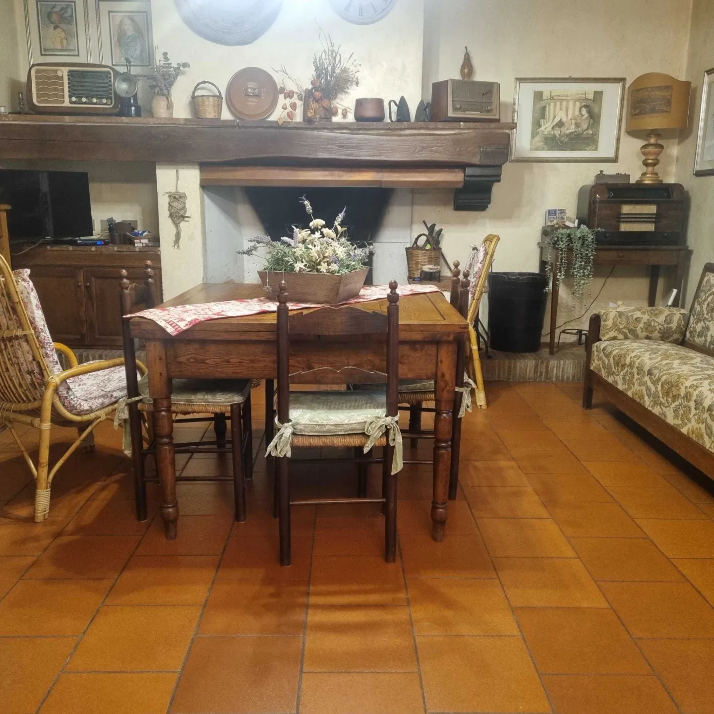 Immagine per Casale in vendita a Lucca via Della Chiesa Xvii 122/M
