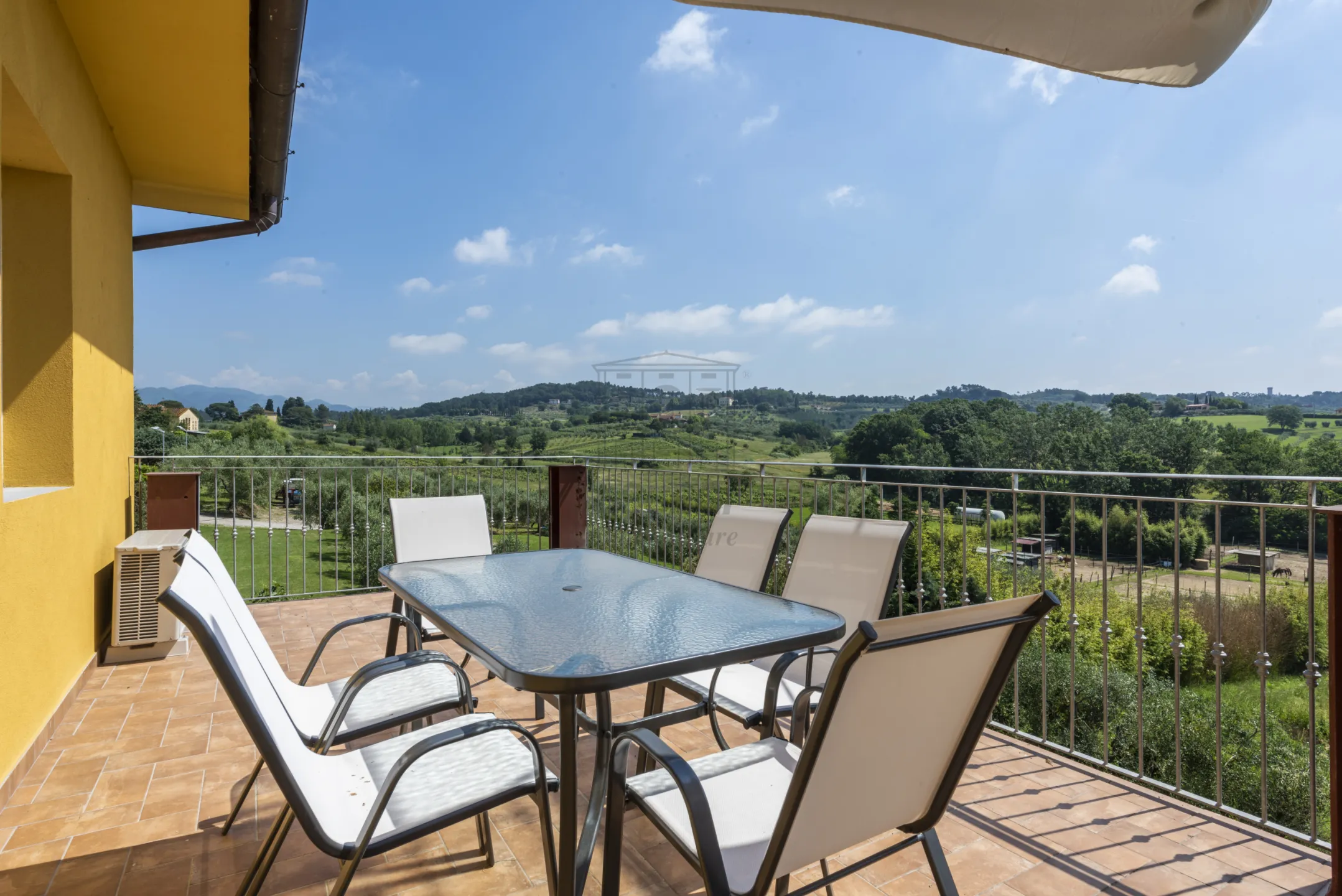 Immagine per Casale in vendita a Lucca via Di Montecarlo 59