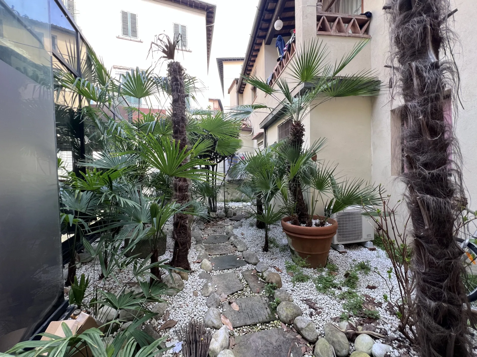 Immagine per Locale commerciale in affitto a Lucca via Fillungo 8
