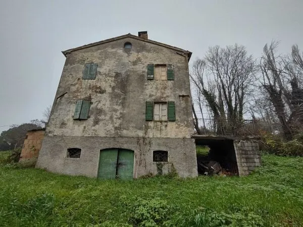 Villa Trifamiliare via Coste Del Molino Snc, Poggio San Marcello