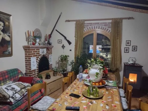 Villa Trifamiliare via Coppetella 6, Jesi