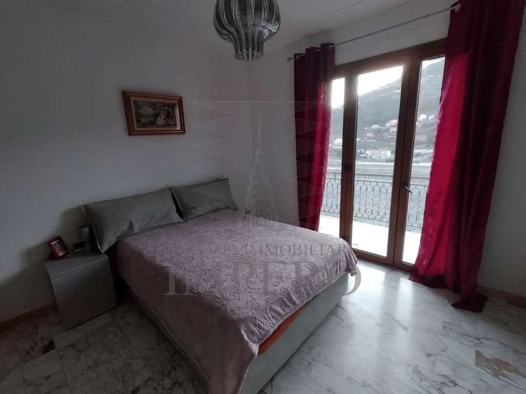 Immagine per Porzione di casa in vendita a Ventimiglia corso Limone Piemonte 202