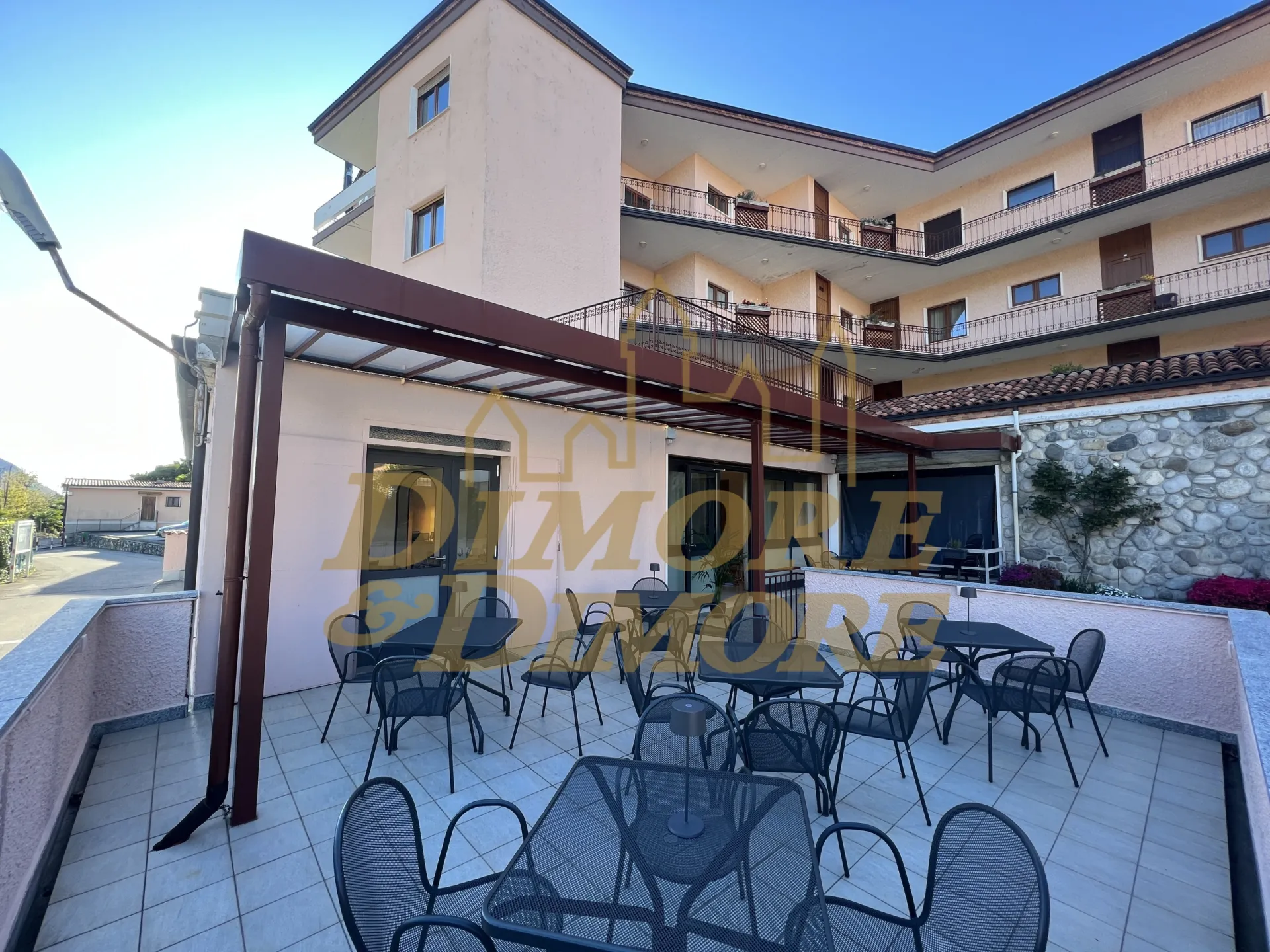 Immagine per Ristorante Pizzeria in vendita a Brezzo di Bedero via Dei Fiori 39