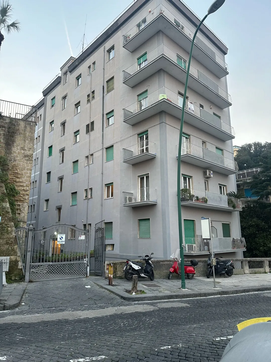 Immagine per Appartamento in Vendita a Napoli Via Girolamo Santacroce