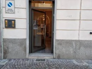 Immagine per Locale Commerciale in Affitto a Torino Via Carlo Ignazio Giulio 6