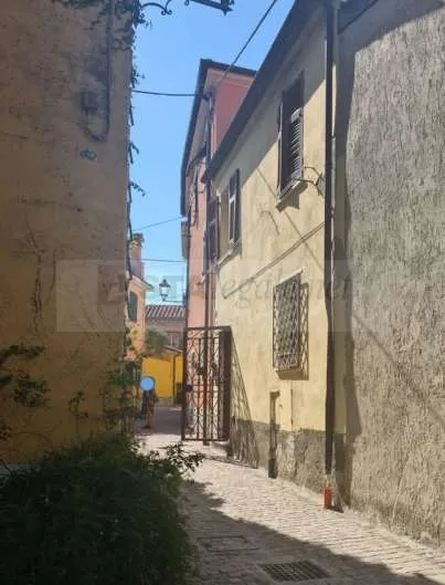 Immagine per Porzione di casa in asta a Castelnuovo Magra via Dei Bianchi 17