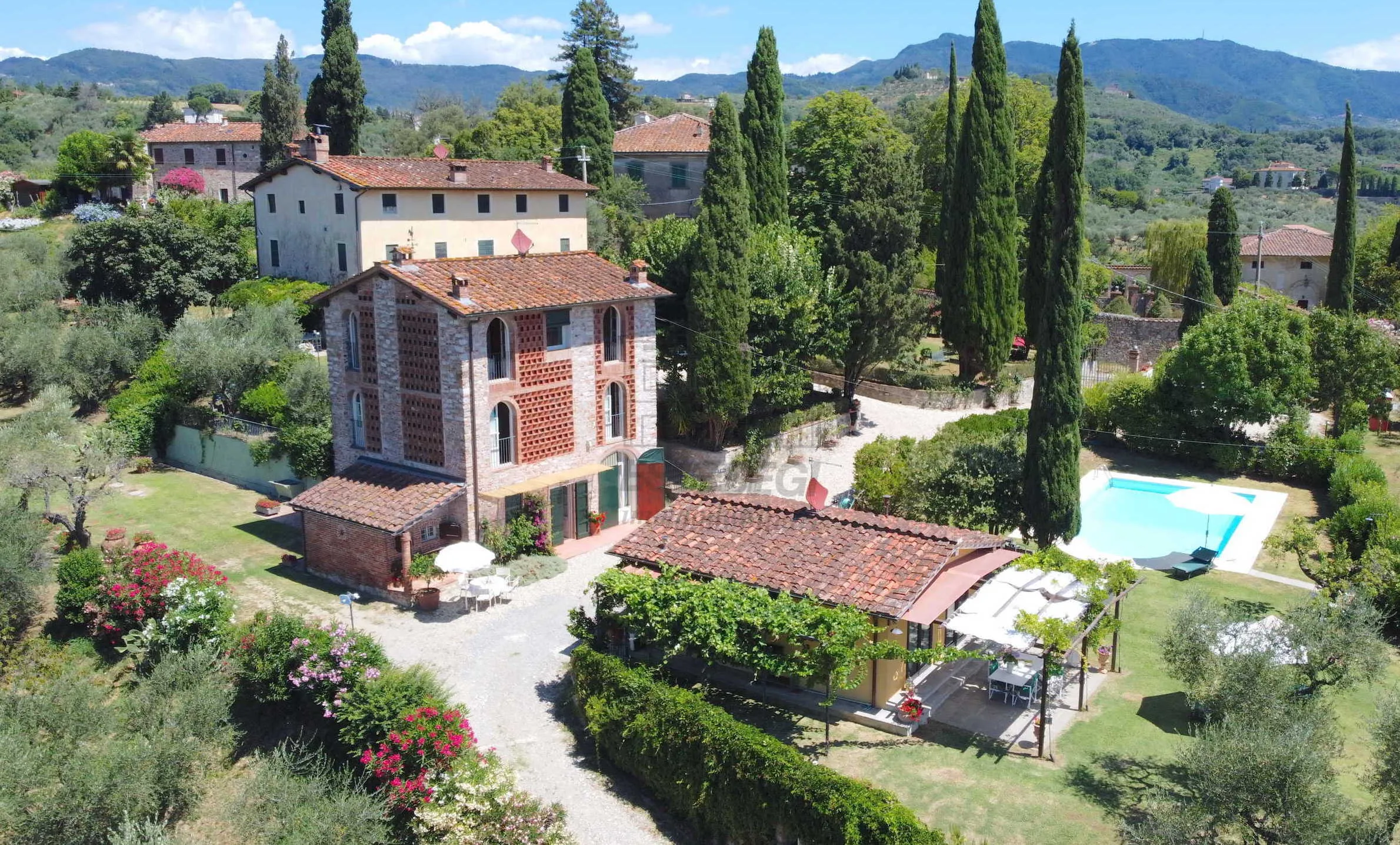 Immagine per Villa in vendita a Lucca via Di Mammoli 1001