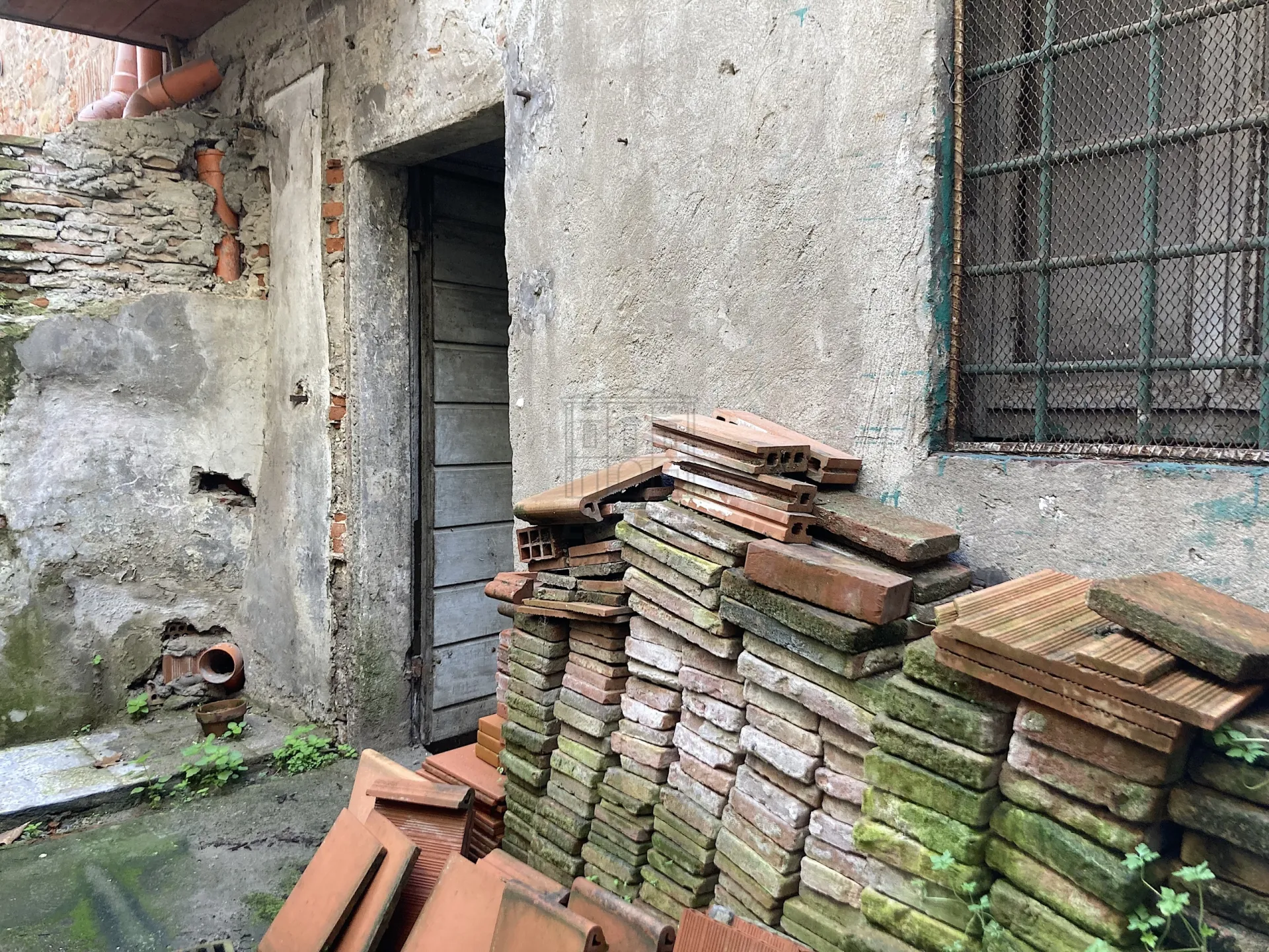 Immagine per Garage Doppio in vendita a Lucca via Del Fosso 182
