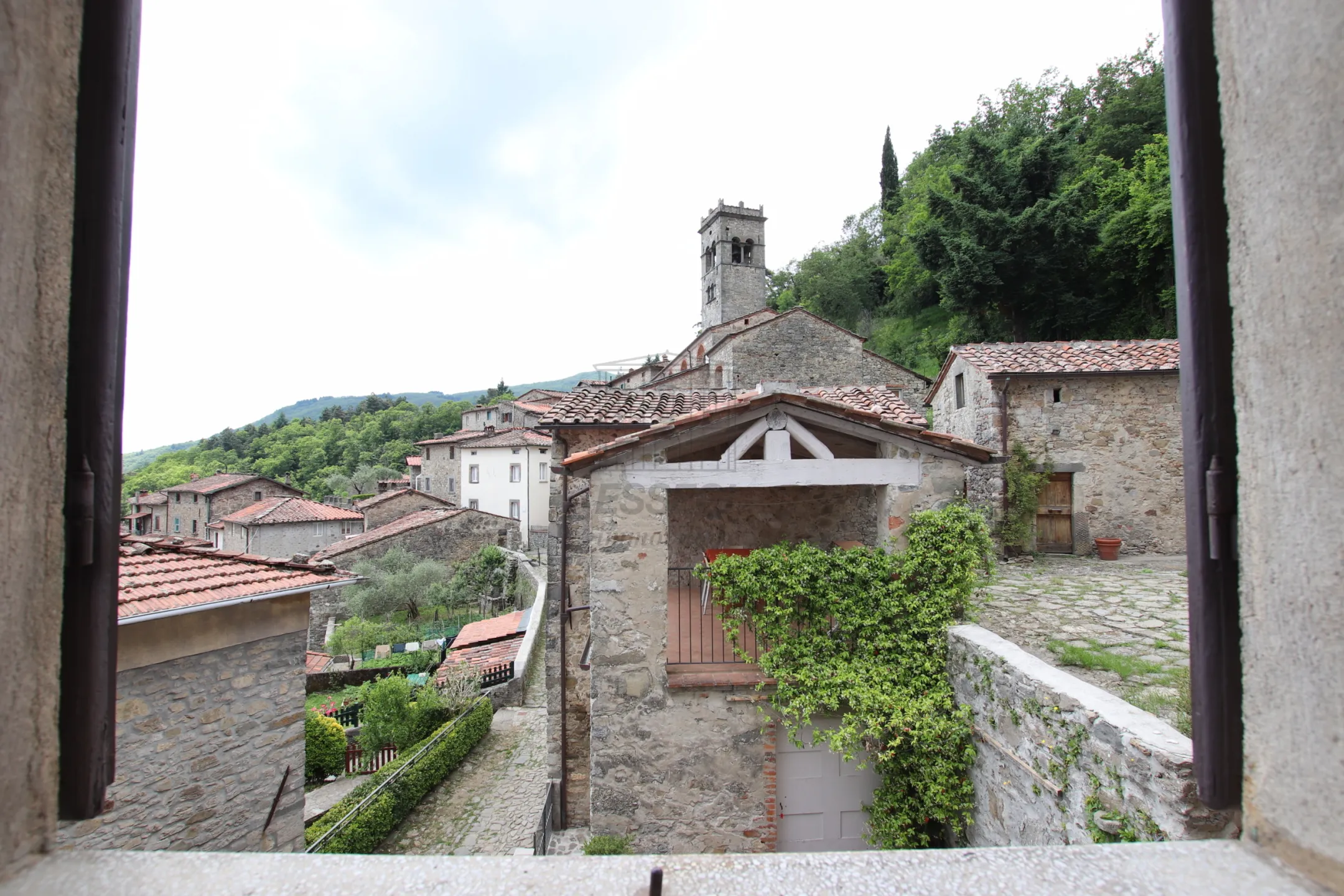 Immagine per Casale in vendita a Lucca via Località Lastrico 7