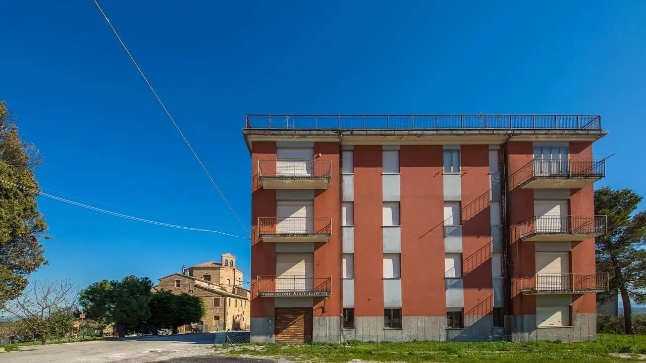 Immagine per casa in vendita a Belvedere Ostrense via Monte Della Serra 19