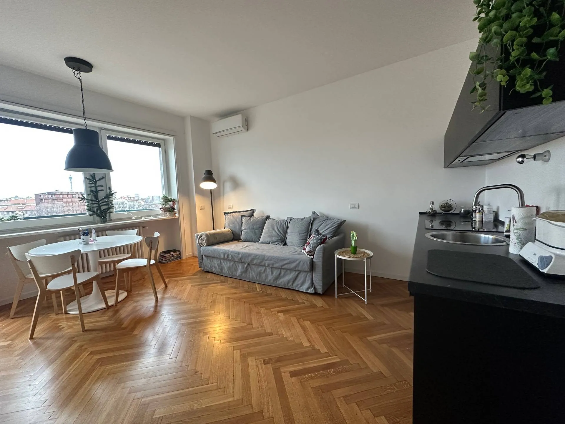 Immagine per Appartamento in affitto a Milano Via Ippolito Nievo