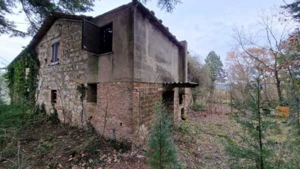 Casale via Località Pesciano Snc, Todi