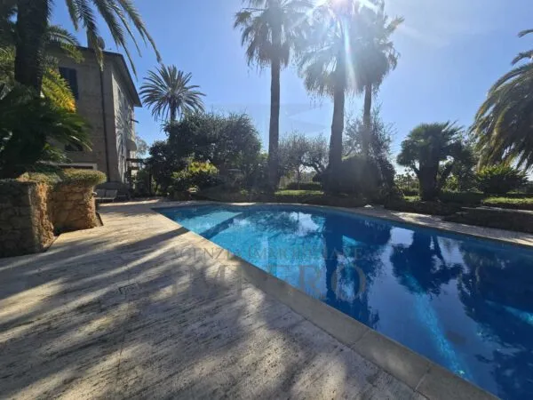 Porzione Di Casa via Romana, Bordighera