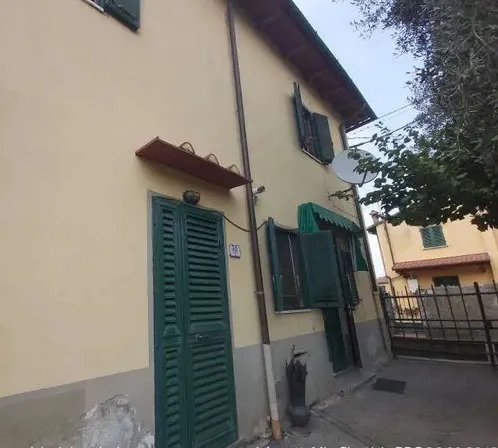 Immagine per Terratetto in asta a Prato via Del Palasaccio 32
