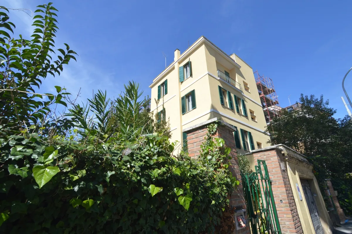 Immagine per Appartamento in vendita a Roma viale Carnaro