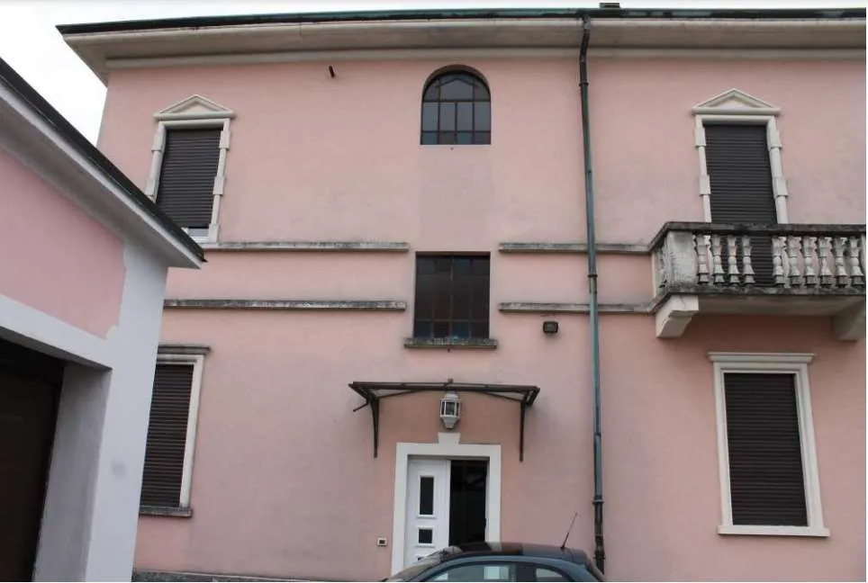 Immagine per Villa in asta a Gallarate via Della Liberazione 25