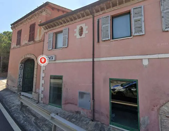 Immagine per Stabile - Palazzo in asta a Ancona