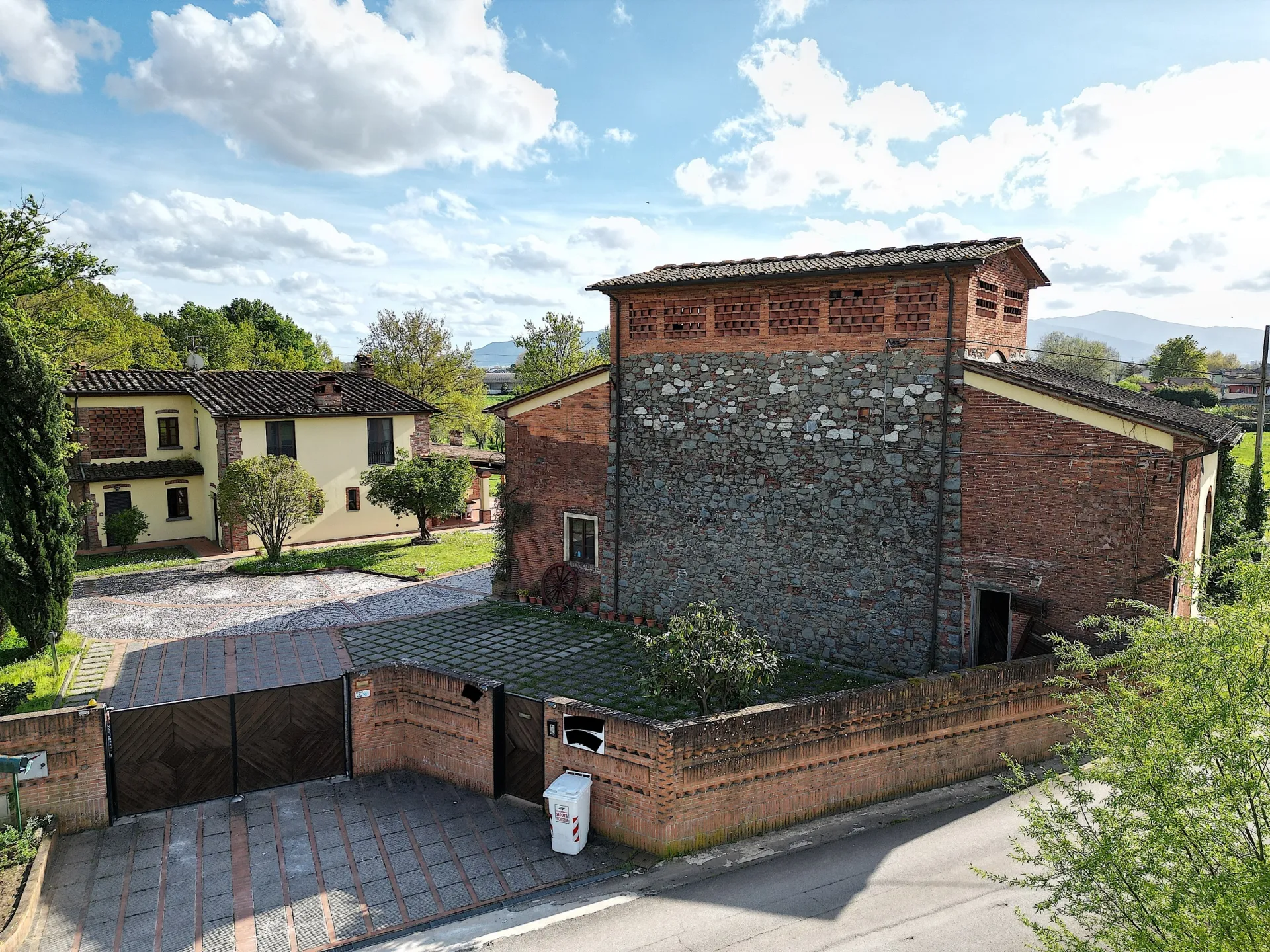 Immagine per Casale in vendita a Capannori via Stradone Di Camigliano 151