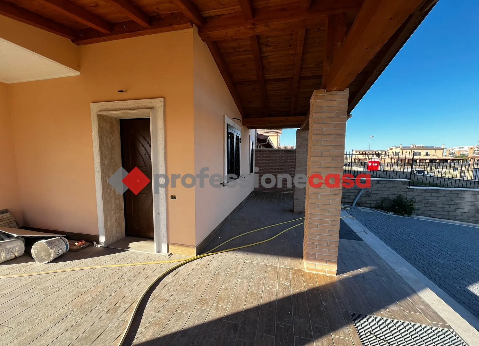 Immagine per casa in vendita a Pomezia via Alessandro Fortis snc 