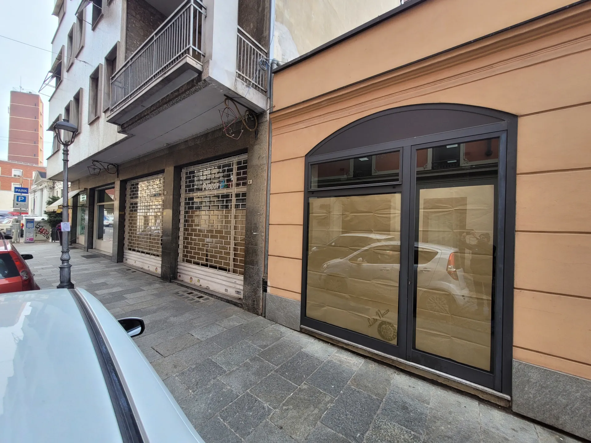 Immagine per Locale commerciale in affitto a Asti via Angelo Brofferio 4