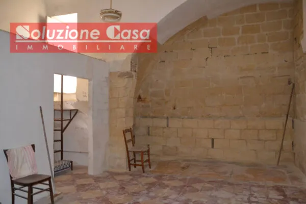 Casa Indipendente via Lucano, Canosa Di Puglia