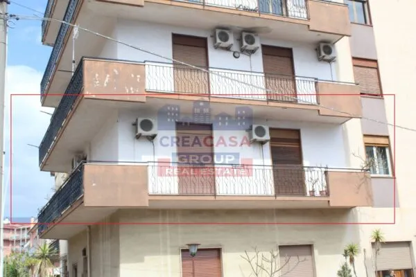 Appartamento via Lazio, Giarre