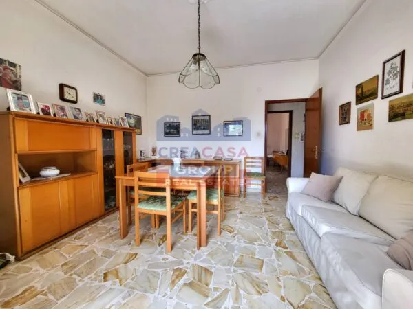 Appartamento via Lazio, Giarre