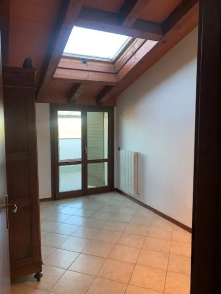Trilocale via Roncopascolo, Parma