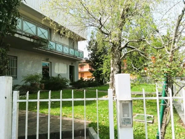 Capannone 7, Sala Baganza